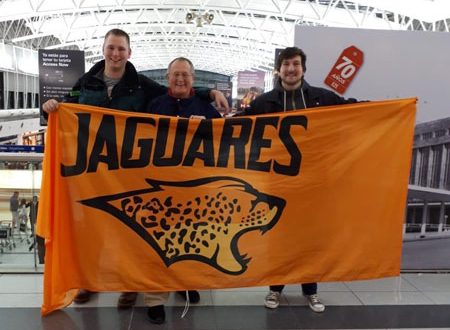 Los argentinos que viajaron a Nueva Zelanda para acompañar a Jaguares