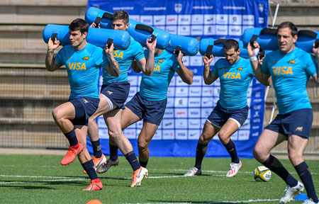 Amistoso – Primera práctica en la cancha de Los Pumas