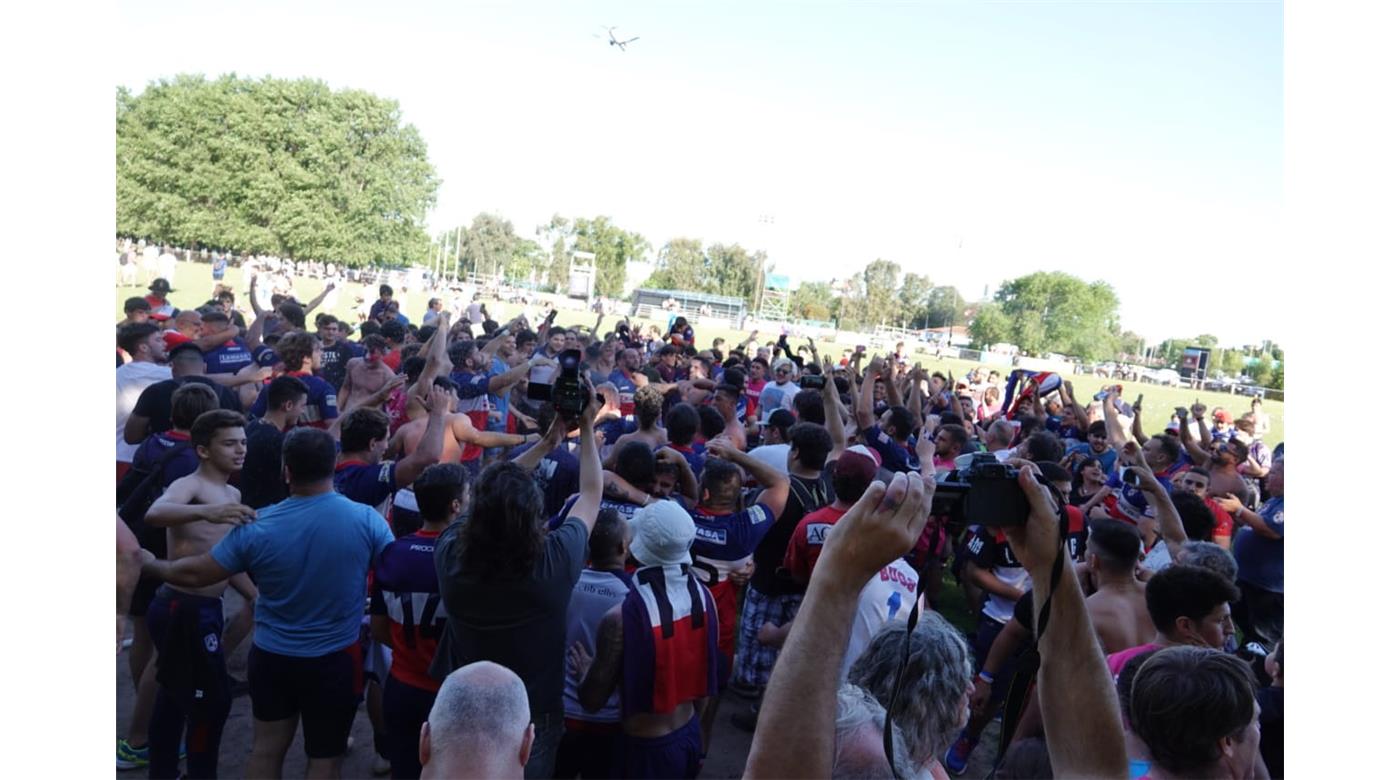 Los festejos tras el ascenso de Daom