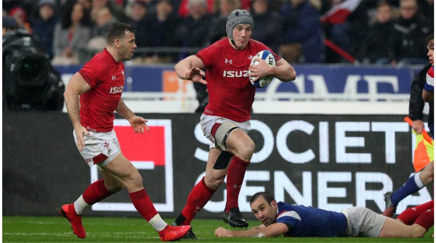 Jonathan Davies se lesionó y no jugará el torneo