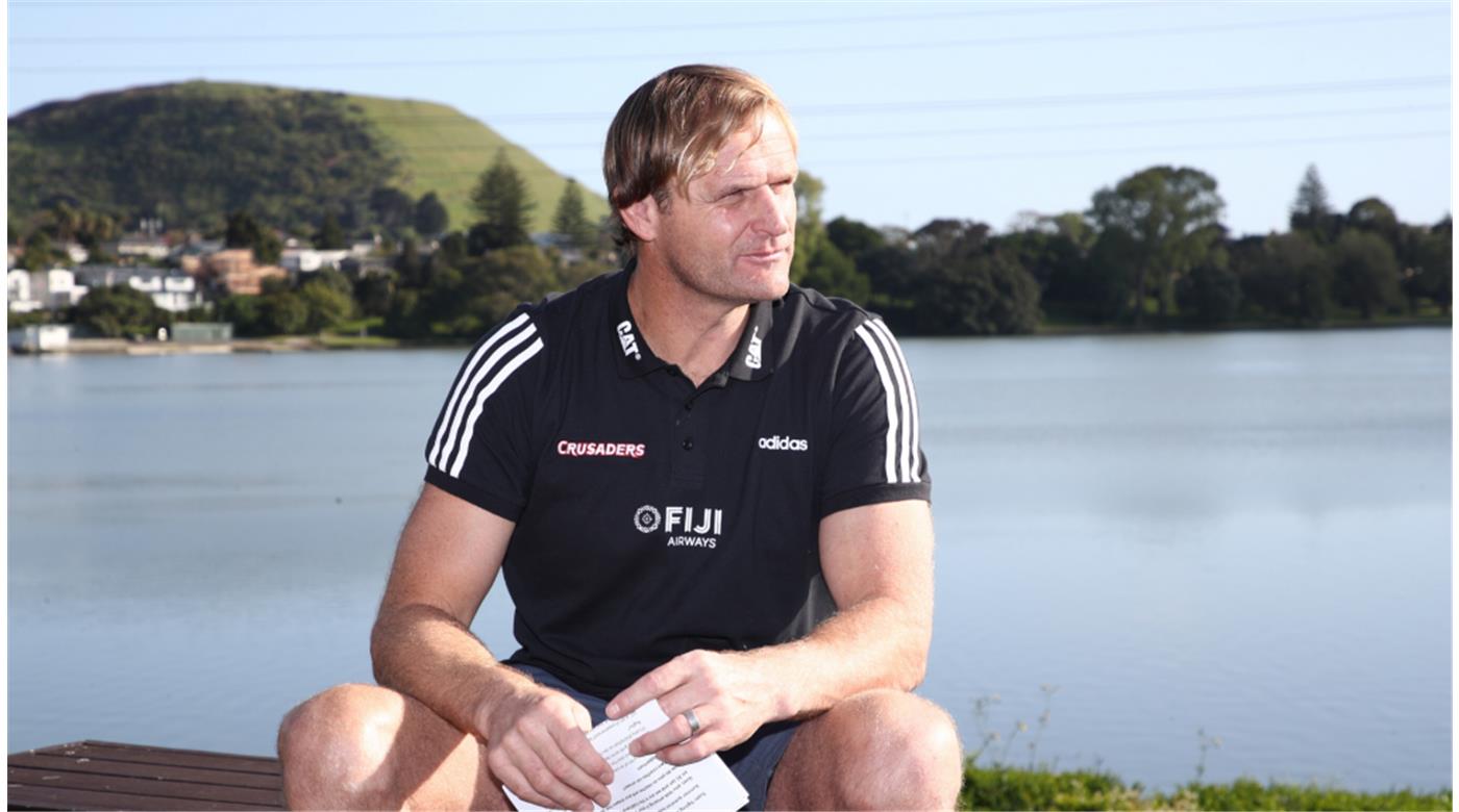 Scott Robertson decepcionado por no haber sido elegido como el entrenador de los All Blacks