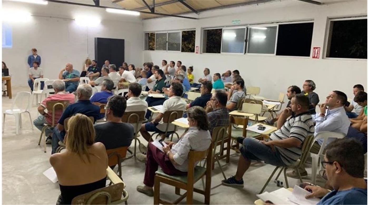 Los clubes de rugby participaron del Encuentro de Análisis y Reflexión en la URC