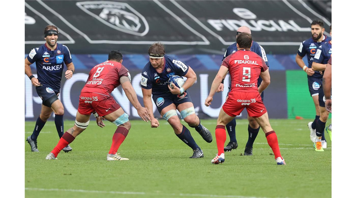 Toulouse confirmó su gran momento: le ganó a Bordeaux por 21 a 9 y se clasificó para la final de la Champions Cup