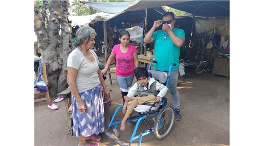 Un sueño hecho realidad: Mauricio Suárez ya tiene su silla de ruedas 