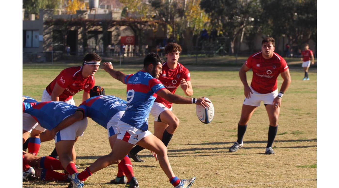 Liceo continúa como líder del Torneo Provincial