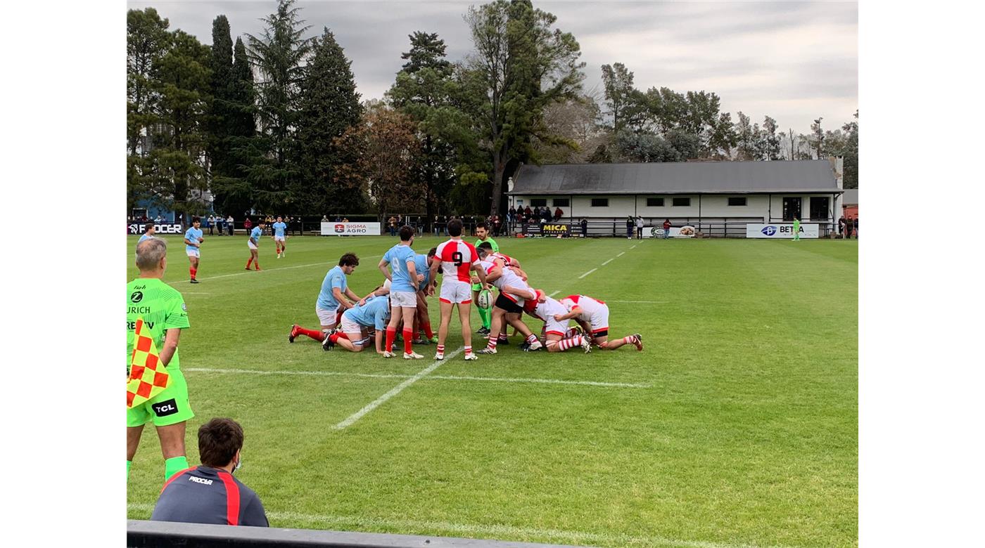 Los Matreros goleó a San Patricio y sigue firme en la punta de la Primera A