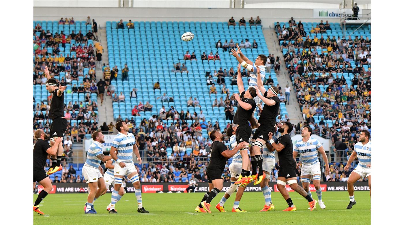 Los All Blacks golearon a Los Pumas, 39 a 0, en un partido que no tuvo equivalencias 