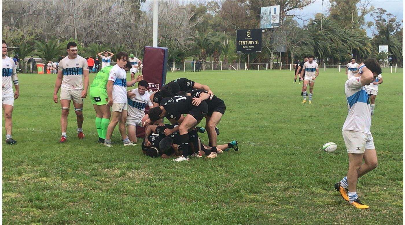 Importante triunfo de Universitario de La Plata para escapar del fondo de la tabla