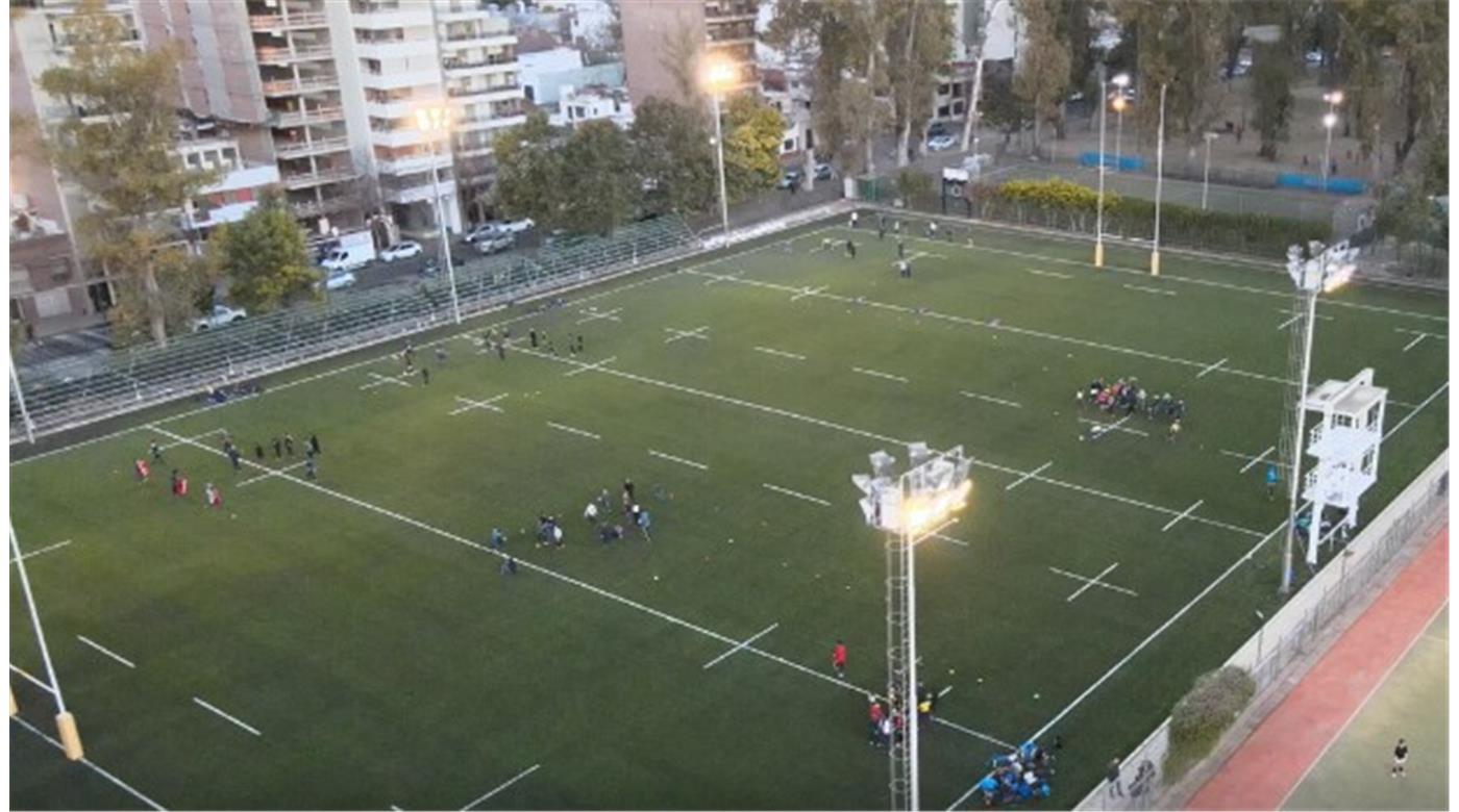 Gimnasia y Esgrima de Rosario recibió la homologación de su cancha de rugby sintética por parte de World Rugby