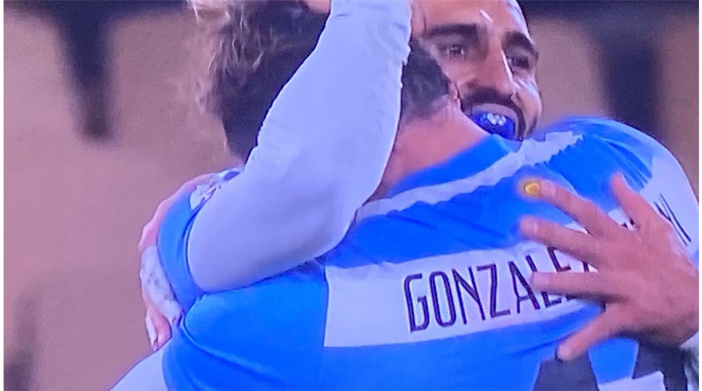 EL RUGBY CHAMPAGNE LO PUSIERON LOS PUMAS SEVEN Y PASARON A LA SEMIFINAL