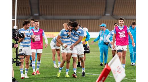 LOS PUMAS 7 LE GANARON A FRANCIA SOBRE LA HORA Y SON SEMIFINALISTAS