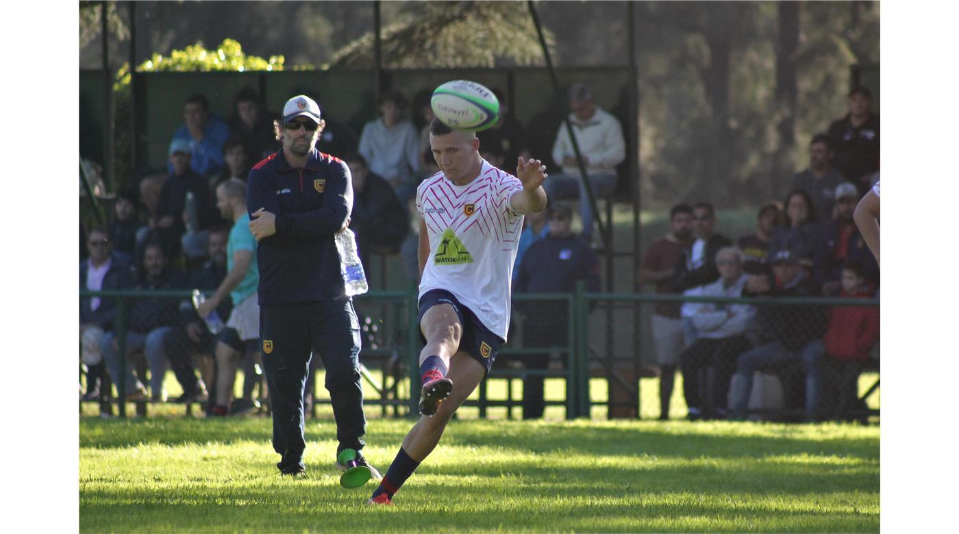 LA PLATA CEDIÓ EL INVICTO ANTE CURUPAYTÍ, PERO CONTINÚA COMO LÍDER