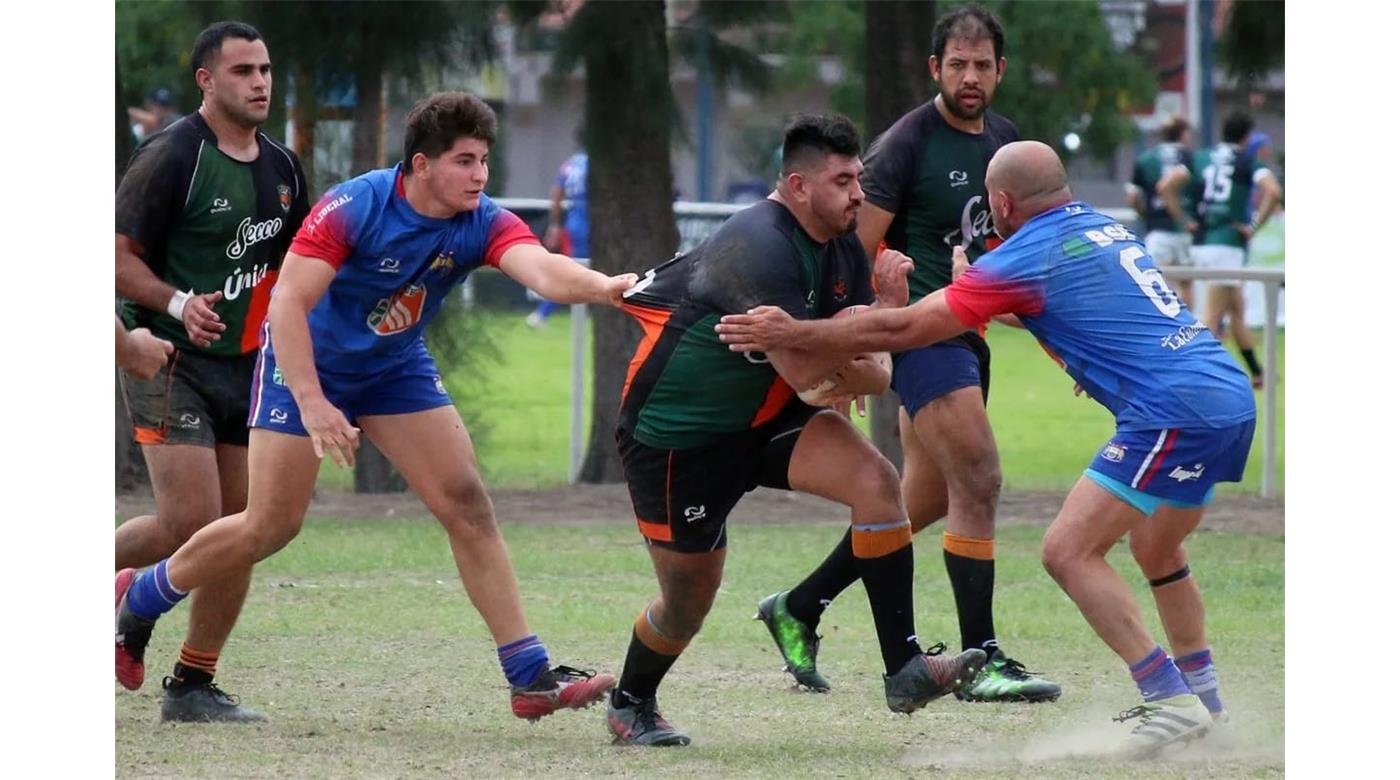 Santiago Rugby se quedó con el duelo entre invictos