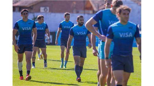 EL ALBUM DE FOTOS DE LOS PUMAS SEVEN ANTES DE VIAJAR A EUROPA