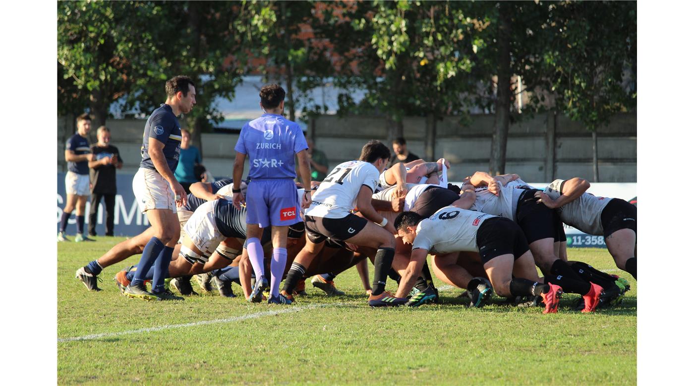 UNIVERSITARIO DE LA PLATA GOLEÓ A VICENTINOS EN EL BARRIO MANUELITA