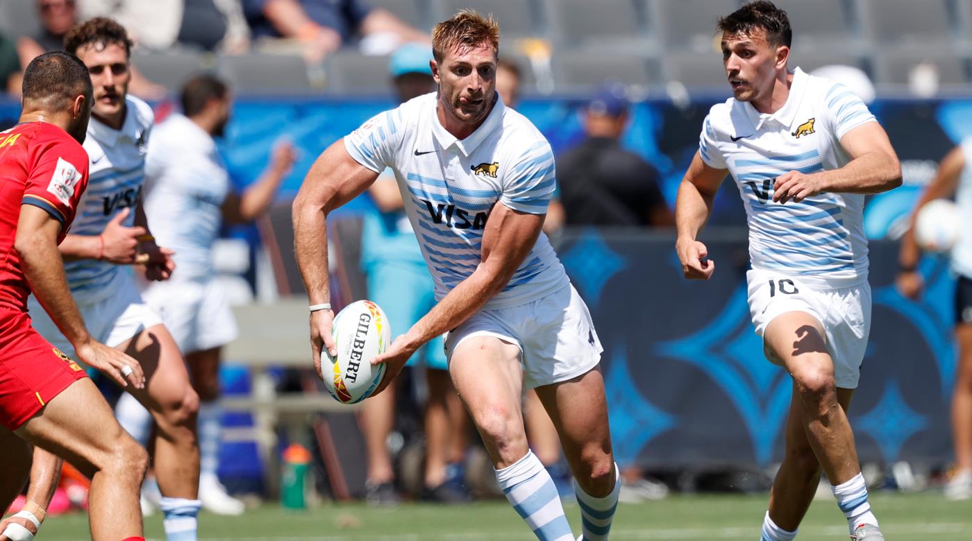 LOS PUMAS 7's LLEGARON A SUDÁFRICA Y FUERON RECIBIDOS DE UNA MANERA MUY PARTICULAR