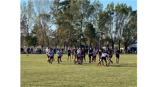 FLORESTA COMO LOCAL, EN UN GRAN PARTIDO, SE QUEDÓ CON LA VICTORIA ANTE MUNI DE BERAZATEGUI 