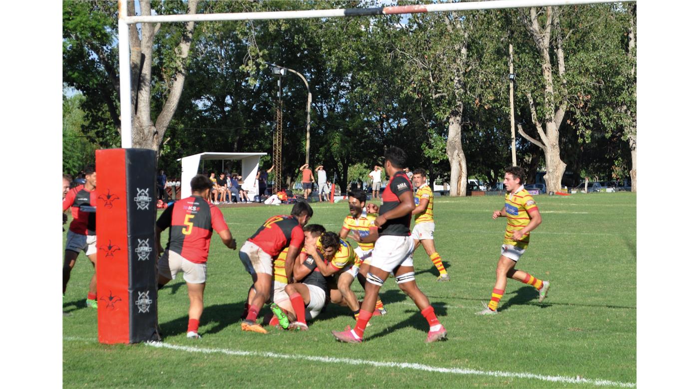 MERCEDES SUMÓ SU PRIMER TRIUNFO EN UN PARTIDO CHATO Y ABURRIDO