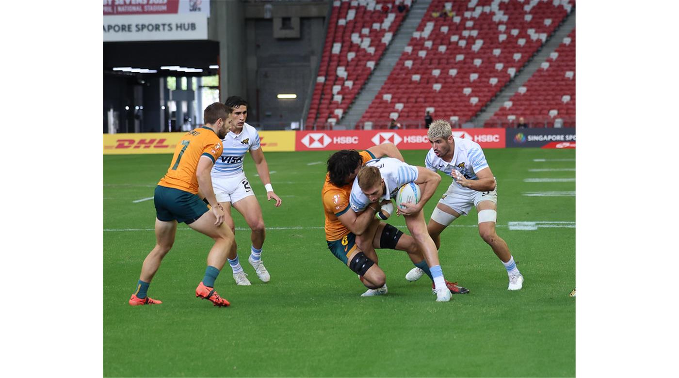 LOS PUMAS SEVEN  SUPERARON SIN PROBLEMAS A AUSTRALIA Y SON SEMIFINALISTAS 