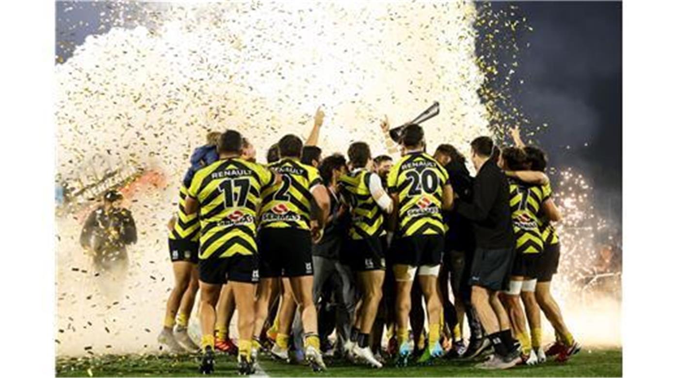 PEÑAROL QUIERE DESCORCHAR EL CHAMPAGNE CON SU GENTE 