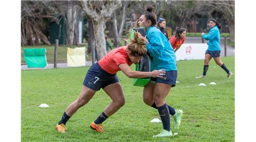 LAS YAGUARETÉS ENTRENARON EN EL CLUB CIUDAD 