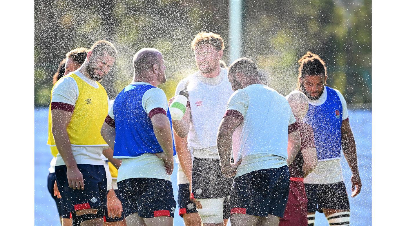 INGLATERRA CON EL EQUIPO CONFIRMADO PARA EL DEBUT