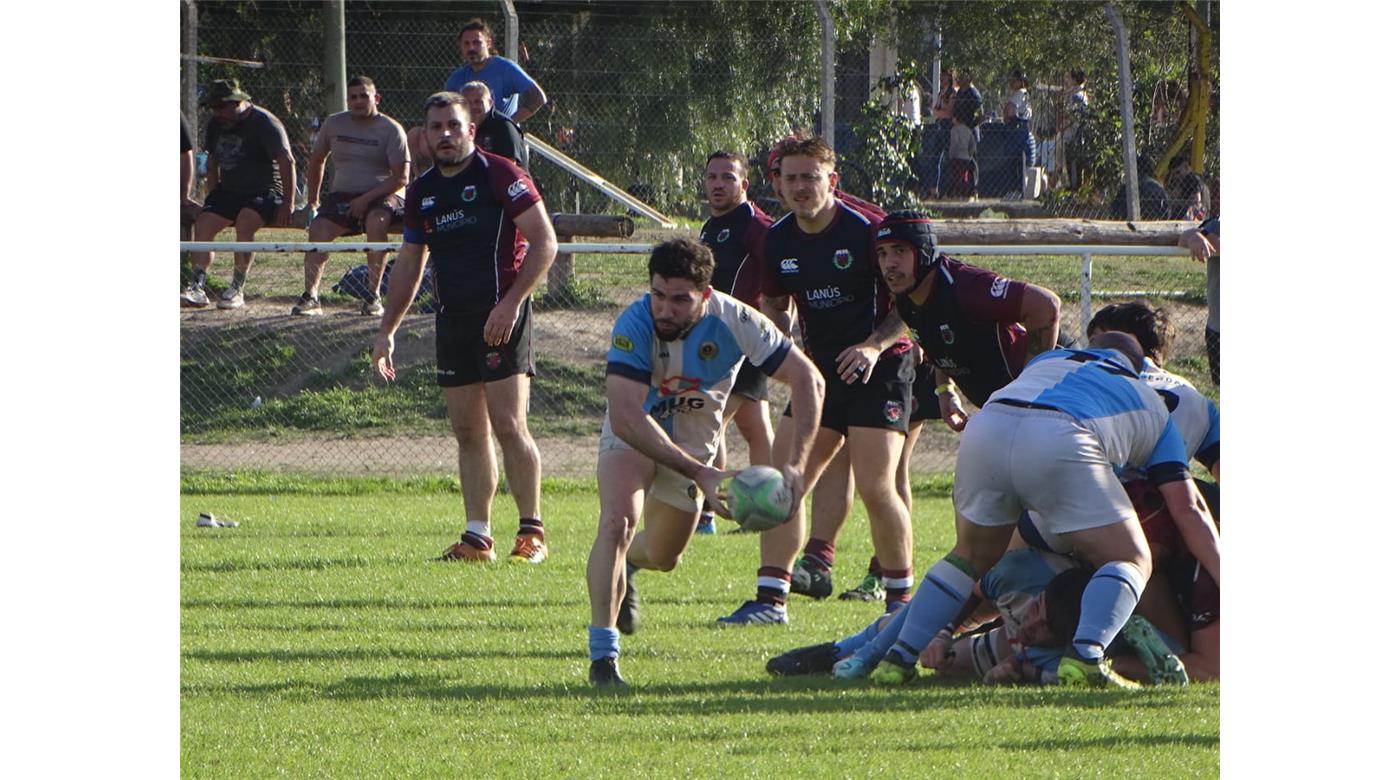 CON OCHO EXPULSADOS, SE SUSPENDIÓ EL PARTIDO ENTRE LANÚS Y CENTRO NAVAL 