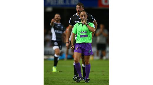 Jaco Peyper dejará de dirigir y anuanció su retiro del referato internacional