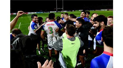 YACARÉ XV BUSCA LEVANTARSE FRENTE A SELKNAM 