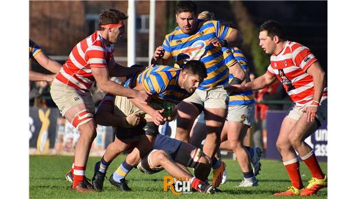 ALUMNI SE ACERCA. LE GANÓ UN DUELO CLAVE A HINDÚ CLUB