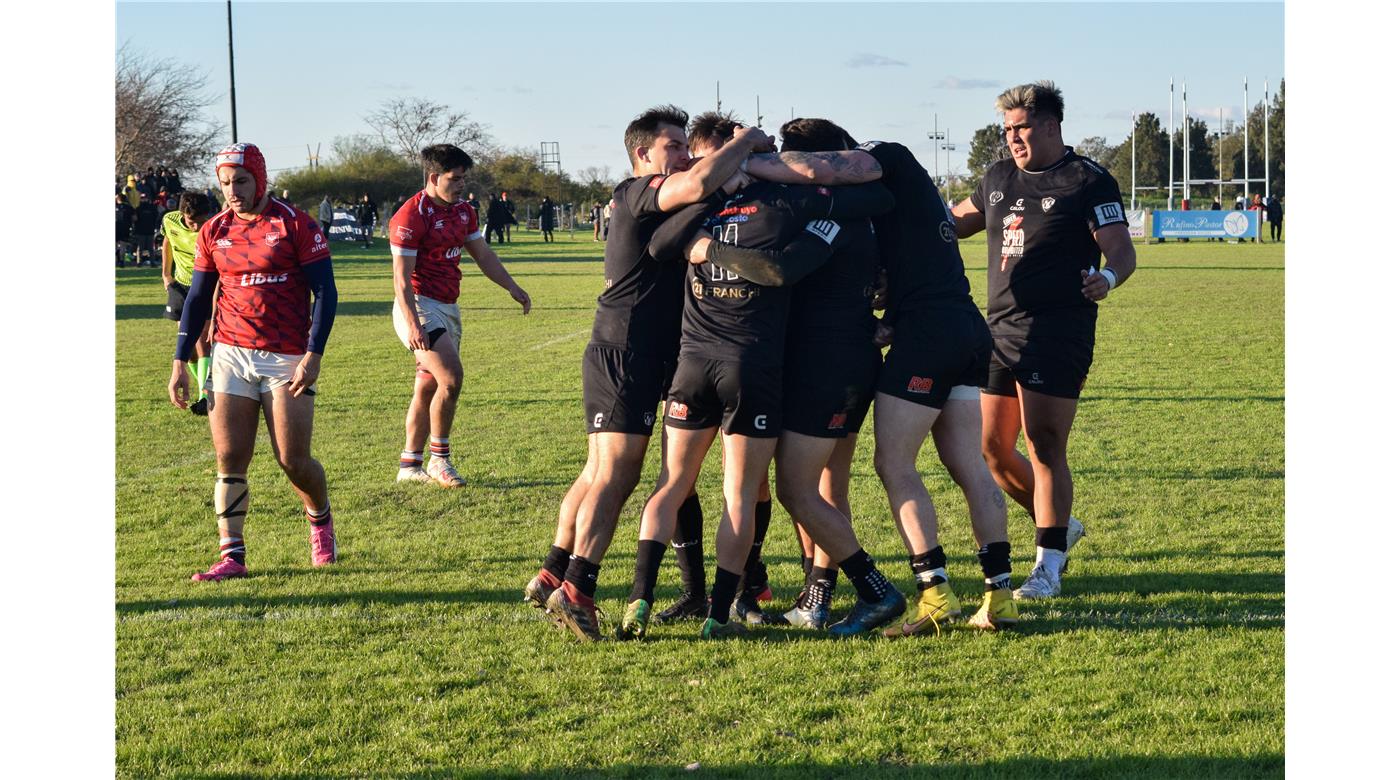 EN UN PARTIDO MUY DISPUTADO, UNIVERSITARIO DE LA PLATA DERROTÓ A DON BOSCO PARA SEGUIR AL TOPE DE LA TABLA 