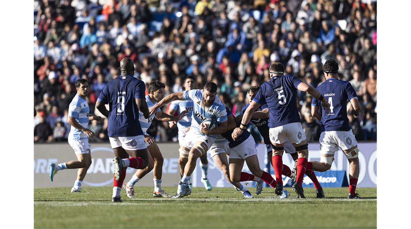 LOS PUMAS NO PUDIERON CON FRANCIA EN EL DEBUT DE FELIPE CONTEPOMI COMO HC