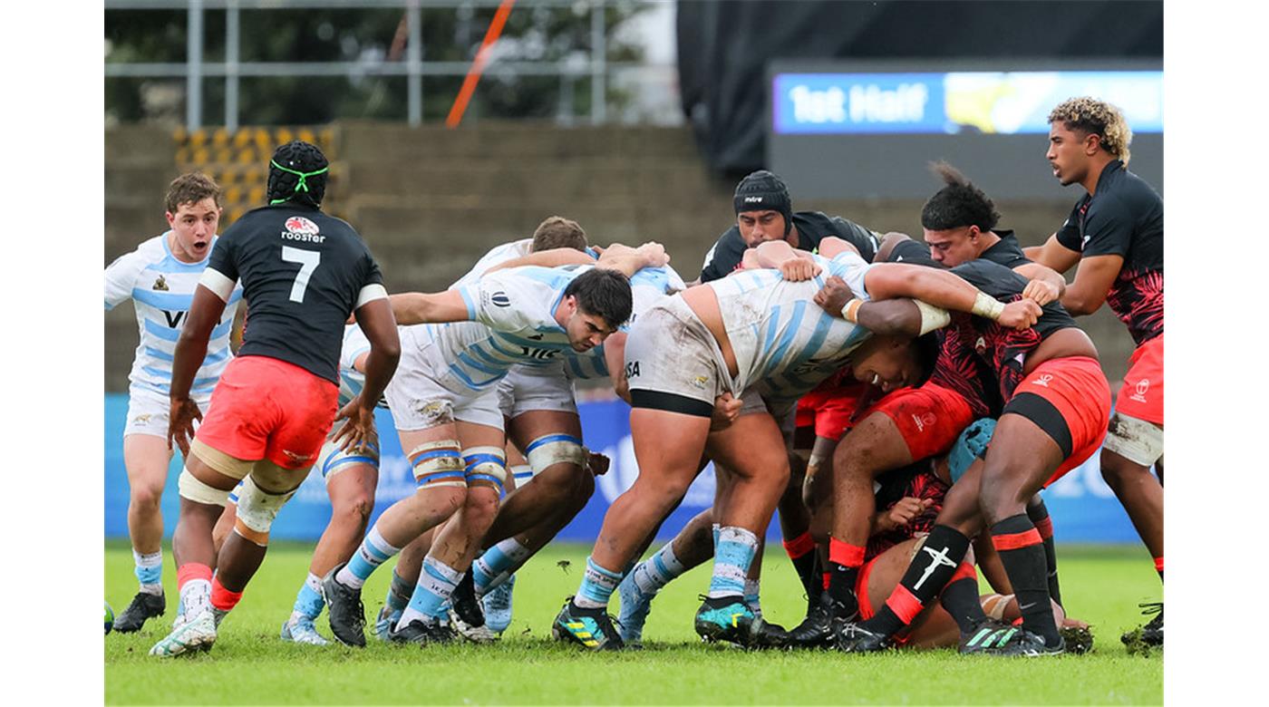 LOS PUMITAS CONSIGUIERON UNA GOLEADA ANTE FIJI Y ESPERAN POR LA DEFINICIÓN 