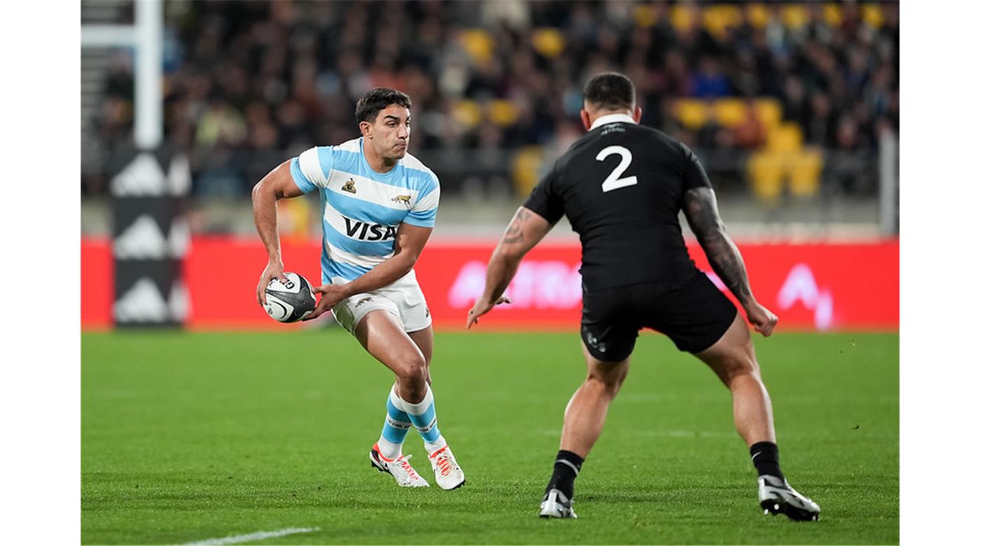 SANTIAGO CARRERAS: 18 PUNTOS ANTE LOS ALL BLACKS PARA LIDERAR LA TABLA DE GOLEADORES DEL RCH