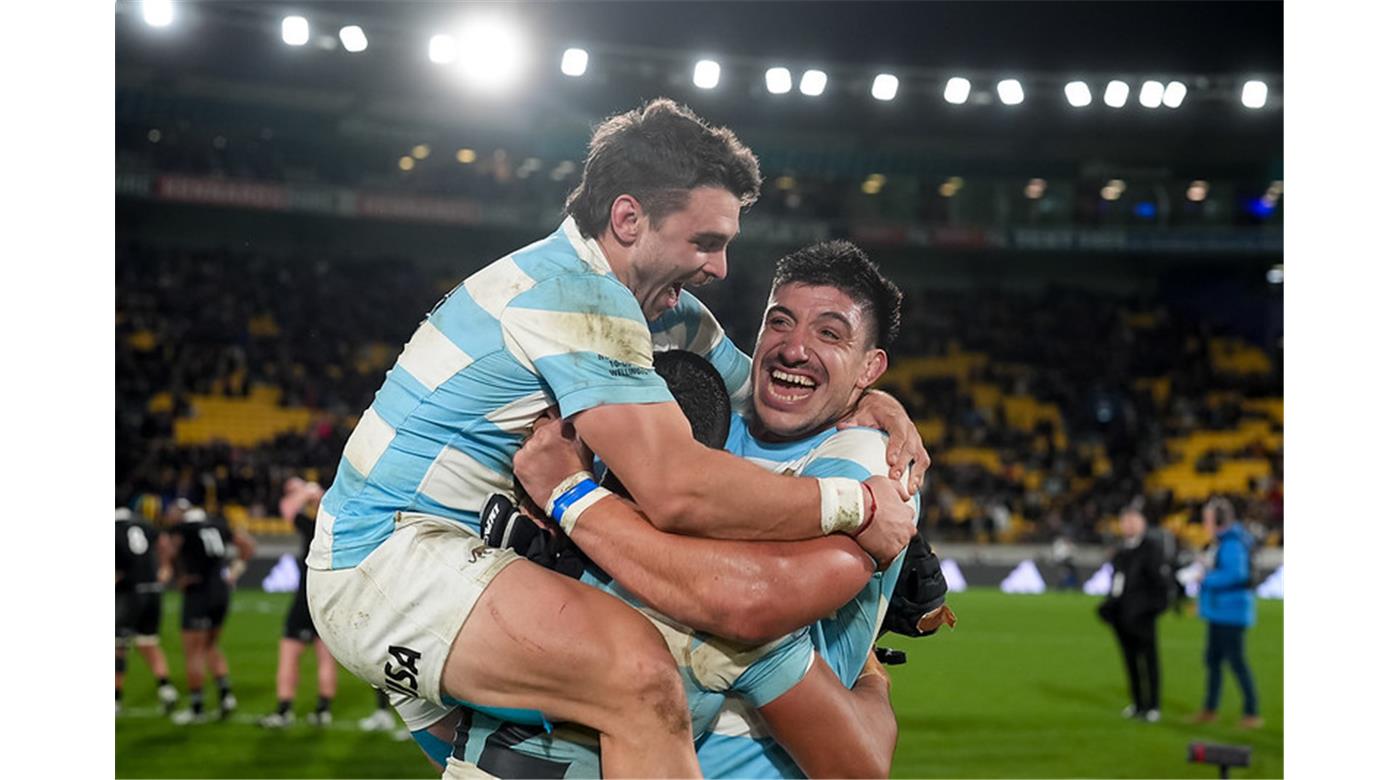 LOS PUMAS SUBIERON UN PUESTO EN EL RANKING DE WR TRAS LA VICTORIA ANTE NUEVA ZELANDA 