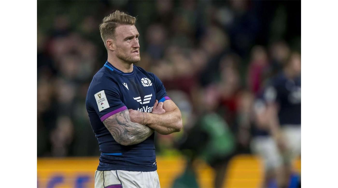 STUART HOGG: NUEVAMENTE ARRESTADO