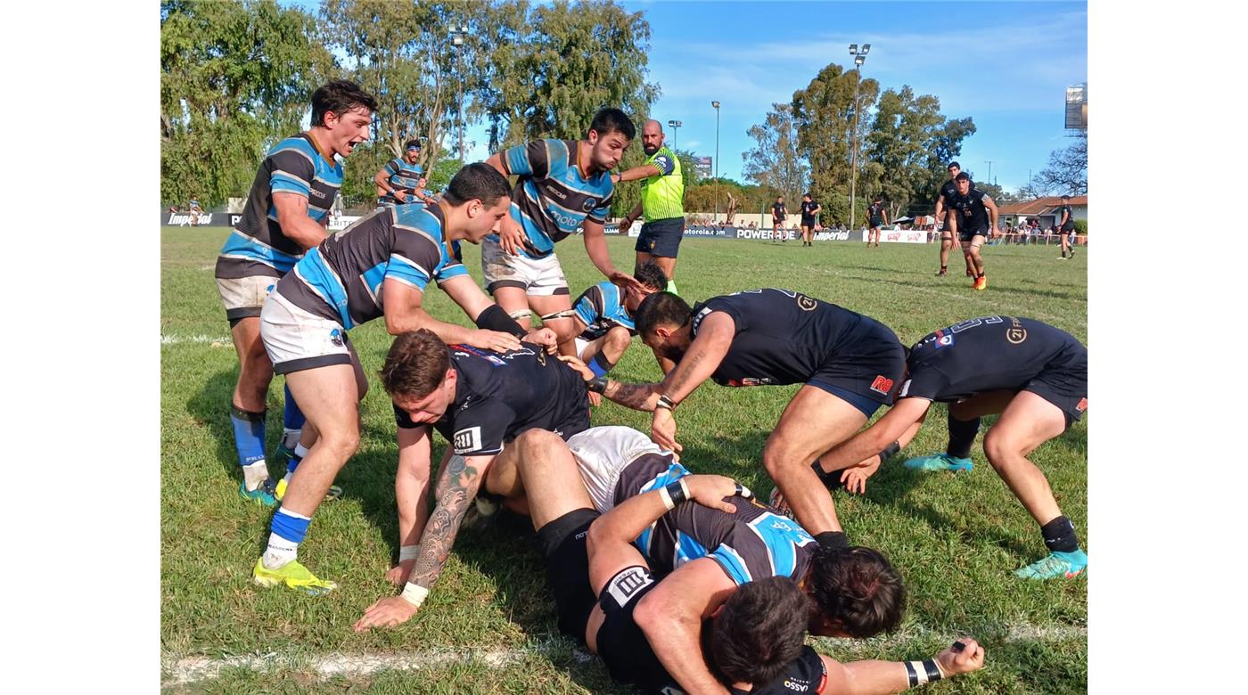 UNIVERSITARIO DE LA PLATA NO SE RINDE, LE GANÓ EN EL FINAL A LICEO NAVAL Y CREE EN EL MILAGRO