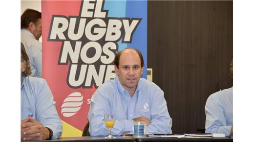 SEBASTIÁN PIÑEYRÚA: "UNA COSA ES SER UN SOÑADOR Y OTRA SER UN TONTO"