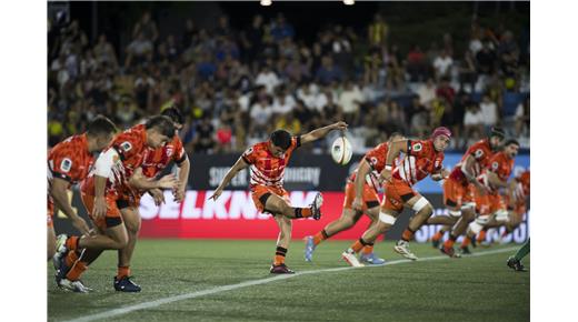 SELKNAM RECIBE A TARUCAS EN EL CENTRO DE ALTO RENDIMIENTO DE RUGBY DE CHILE