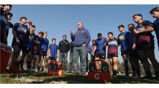 EL EX DT DE LOS PUMAS, MARIO LEDESMA, SE INCORPORÓ A LA URBA COMO CONSULTOR DE JUEGO 