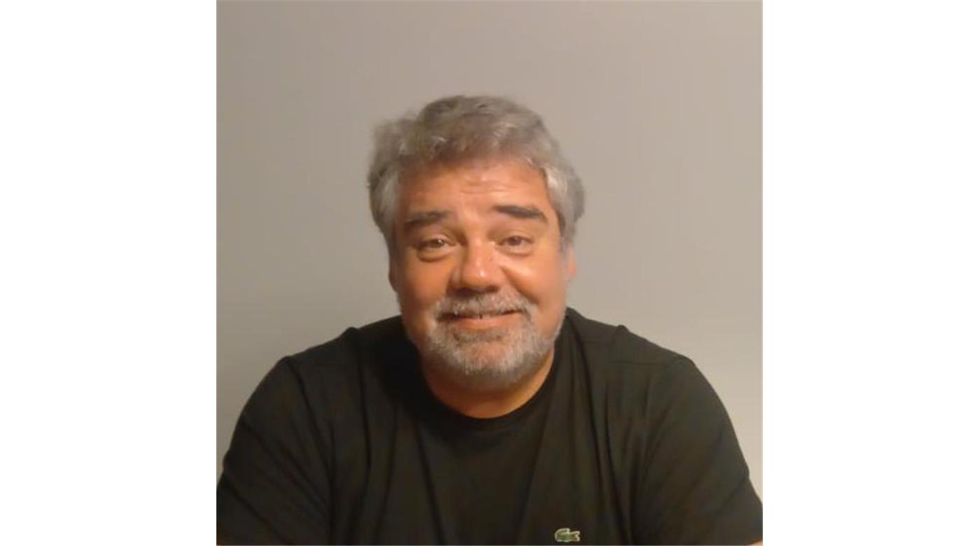 VÍCTOR LUNA: 