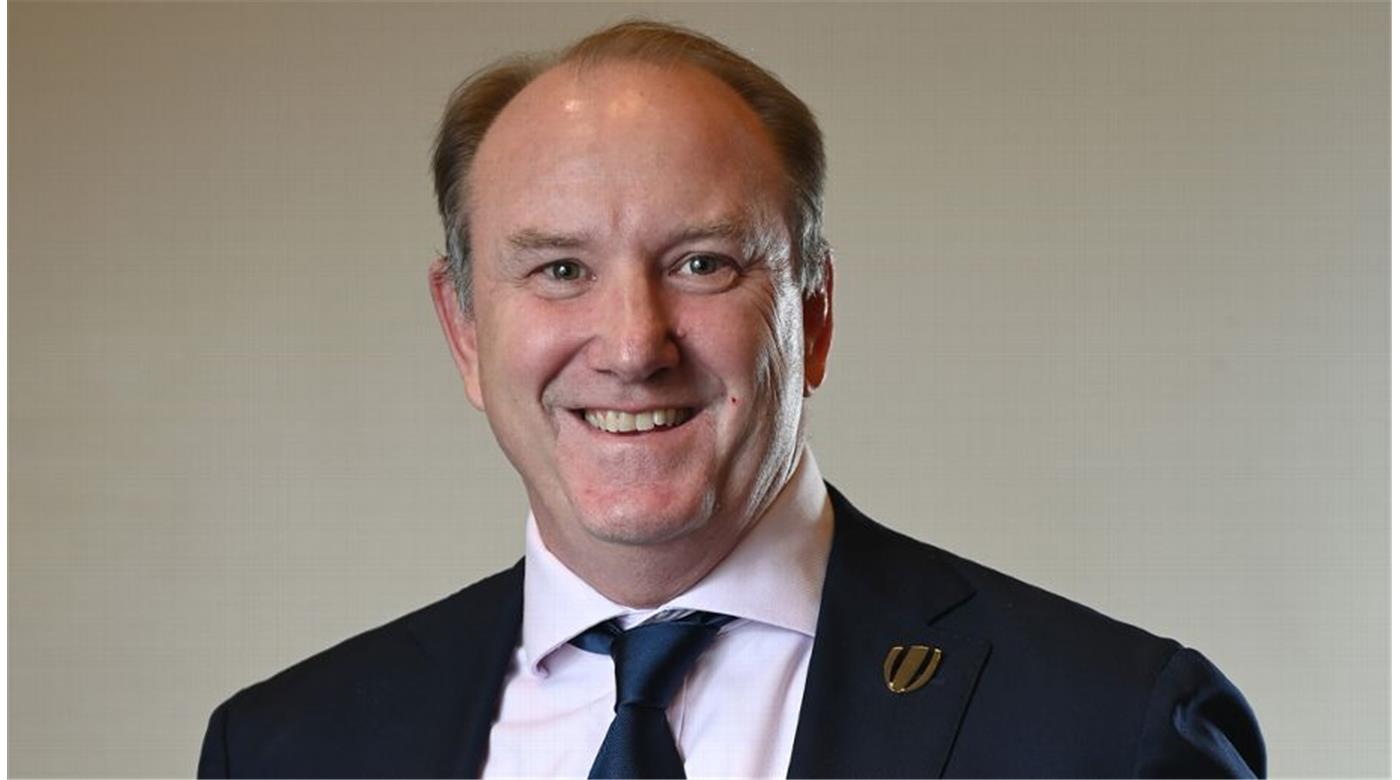 BRETT ROBINSON Y SU PALABRA PENSANDO EN LA COPA DEL MUNDO 2035