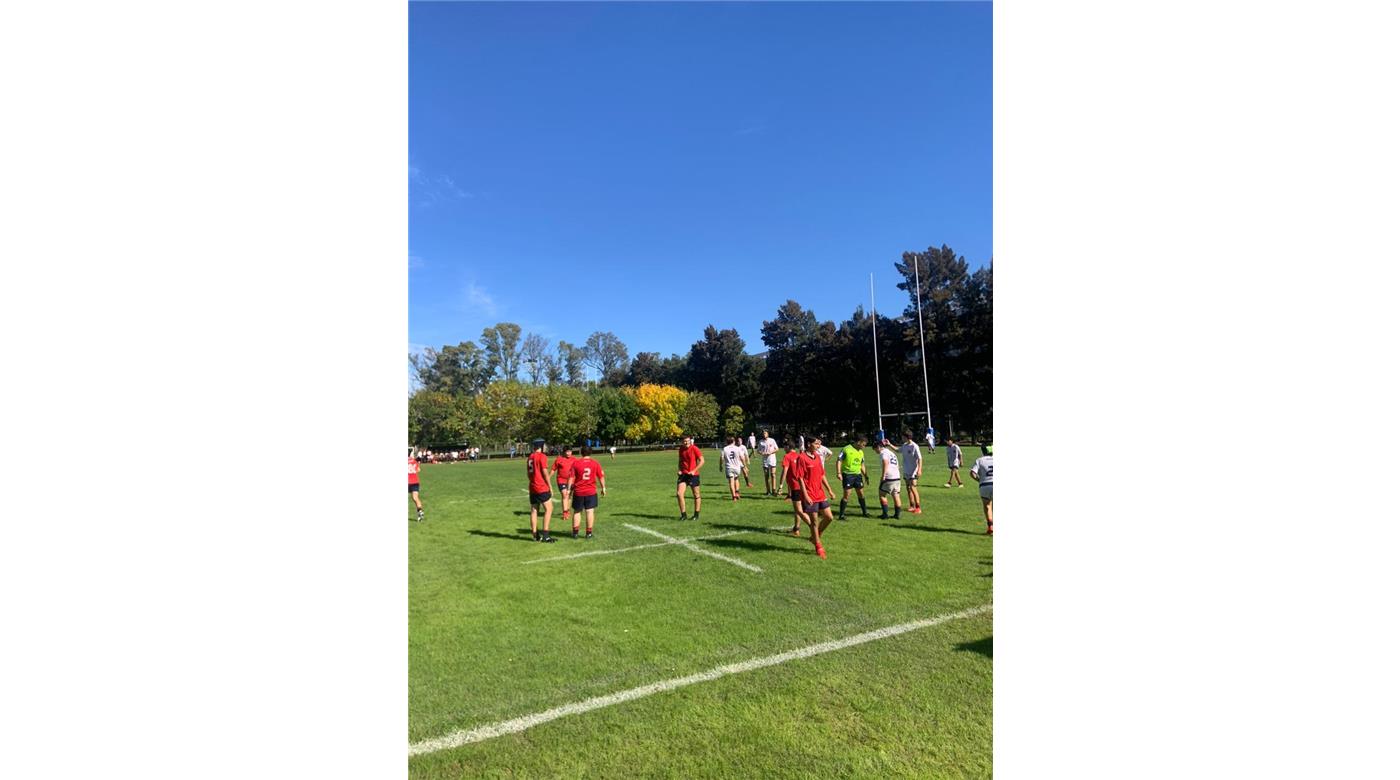 JUVENILES: EN LA MENORES DE 15, DEPORTIVA FRANCESA SUPERÓ A PUCARÁ Y SUMÓ SU PRIMERA VICTORIA EN EL TORNEO