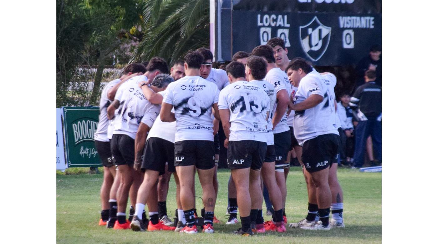 UNIVERSITARIO DE LA PLATA SALIÓ DEL FONDO Y HUNDIÓ A DEPORTIVA FRANCESA