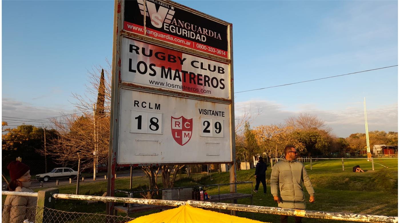 LA PLATA LE GANÓ A LOS MATREROS EN LA BASE Y SIGUE SIENDO EL LIDER