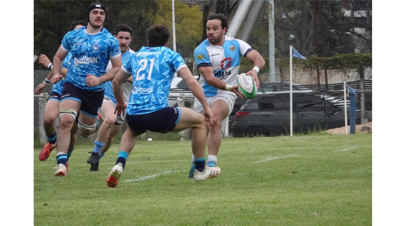 CON UN BUEN SEGUNDO TIEMPO EL CUQ LO DIO VUELTA Y SE LLEVÓ LA VICTORIA ANTE CENTRO NAVAL