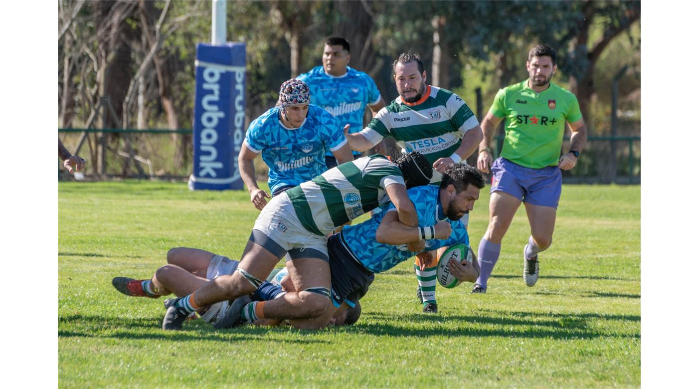 EL CUQ VENCIÓ A SAINT BRENDAN´S Y SE MANTIENE EN LA CIMA, MIENTRAS QUE CLUB ITALIANO GOLEÓ Y NO LE PIERDE PISADA