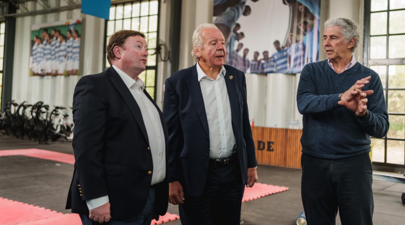 EL PRESIDENTE DE WORLD RUGBY VISITÓ CASA PUMAS