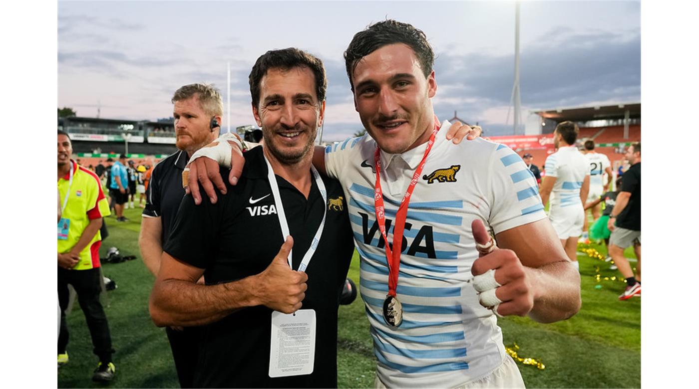 LOS PUMAS 7S VIAJAN A SYDNEY A REVALIDAR EL TÍTULO Y YA ESTÁN DEFINIDOS SUS RIVALES DEL GRUPO. TAMBIÉN LES MOSTRAMOS LAS ZONAS DE LOS TEROS Y LAS YARAS.