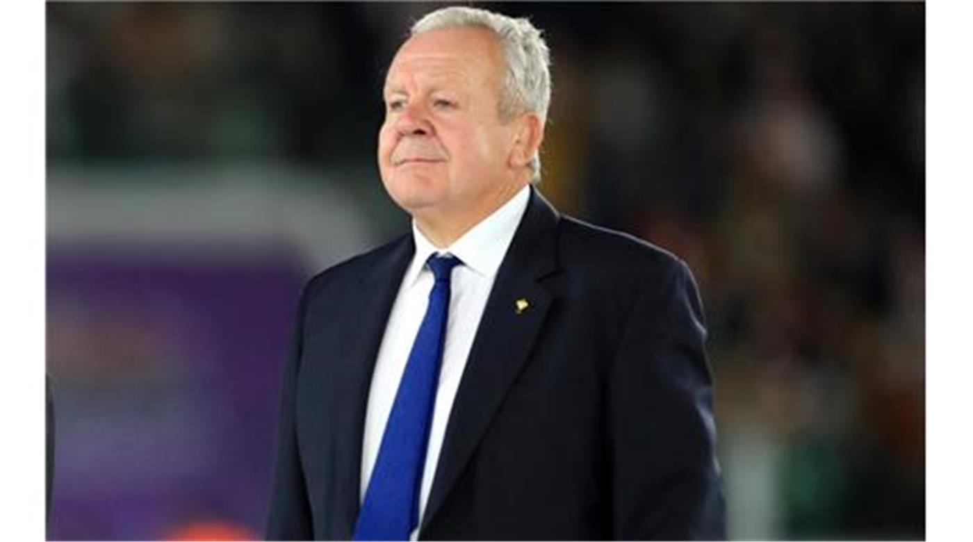 BILL BEAUMONT: 